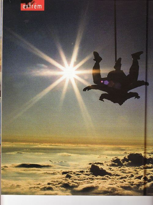 An article about tandem skydives in PlayBoy magazine, 2002 — first page